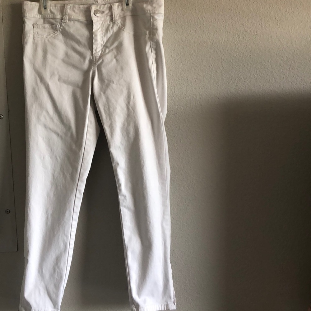 White Calvin Klein jeans